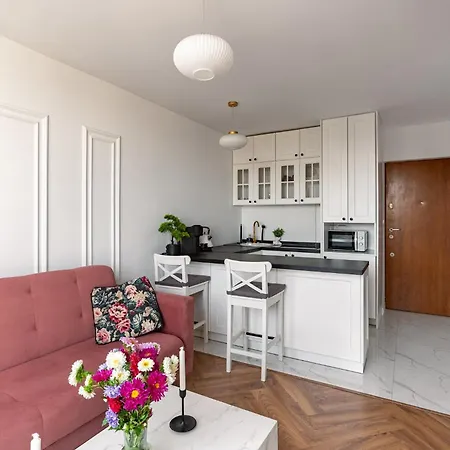 Warsaw Central Stay Krochmalna With Parking By P&M * ורשה