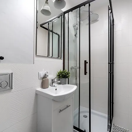 Warsaw Central Stay Krochmalna With Parking By P&M * ורשה