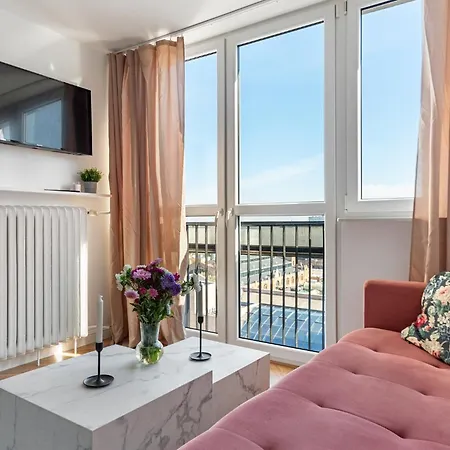 Krochmalna With Parking By P&m Apartment Warsaw