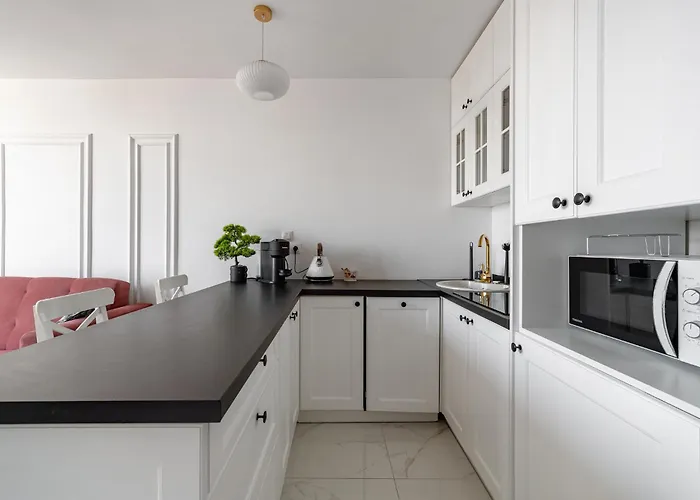 Krochmalna With Parking By P&m