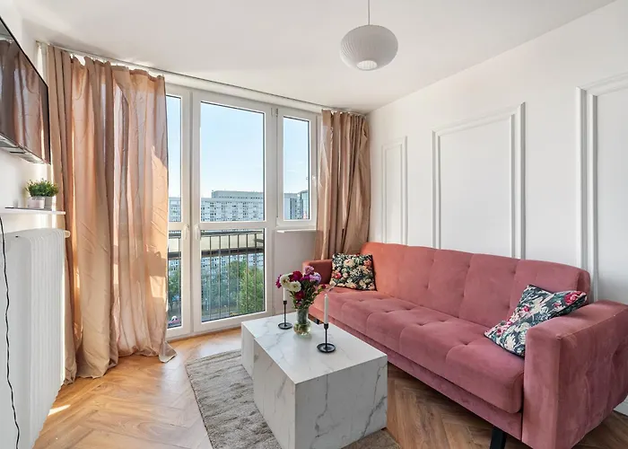 Krochmalna With Parking By P&m *